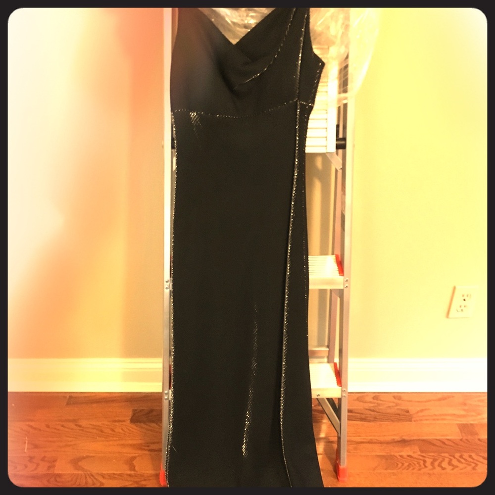 Elegant Black Shimmer Dress/ Size 7/8